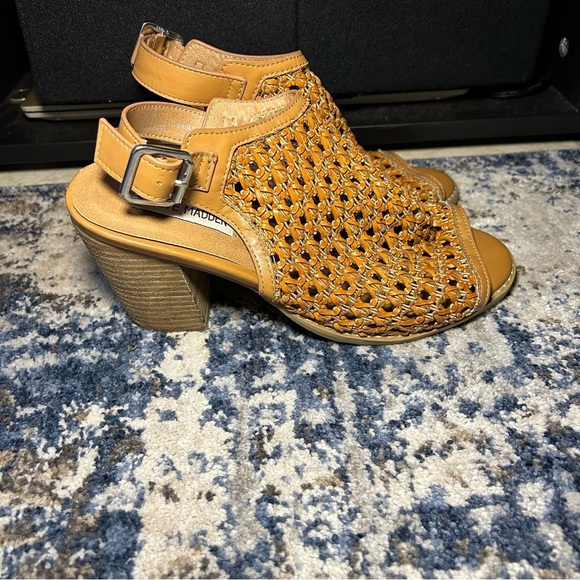 Steve Madden Brown Ranya Cognac Leather Buckle Strap Block Peep Toe Heels Size 8 - Picture 1 of 12